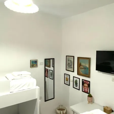 Hostel Ziu