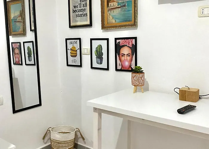 Hostel Ziu Μπεράτ