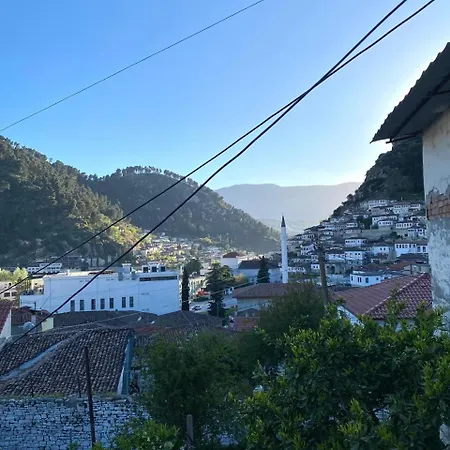 بيت شباب Ziu بيرات